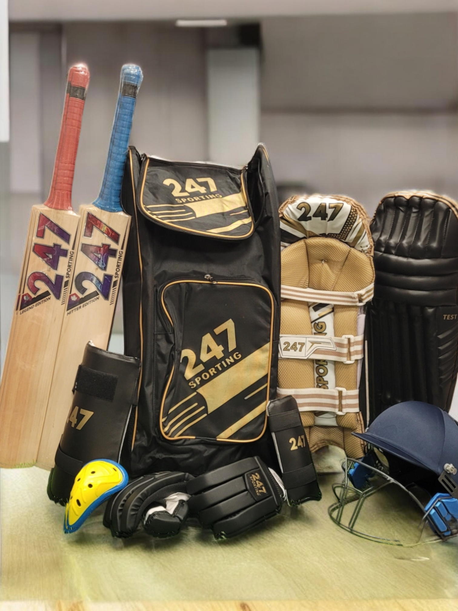 247 Junior Cricket Kit Hitter