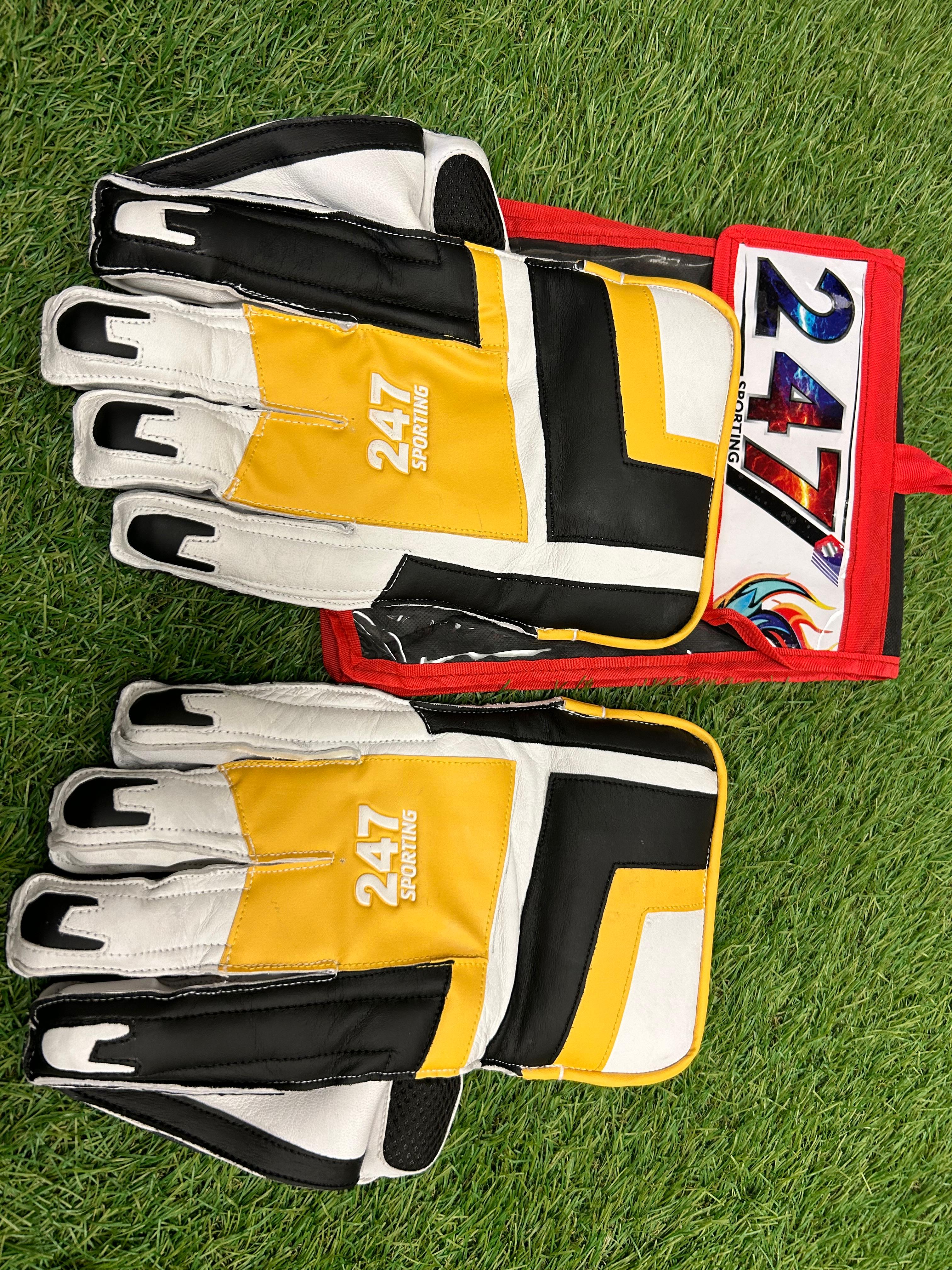 247 Limited Edition Keeping Glove - Yellow