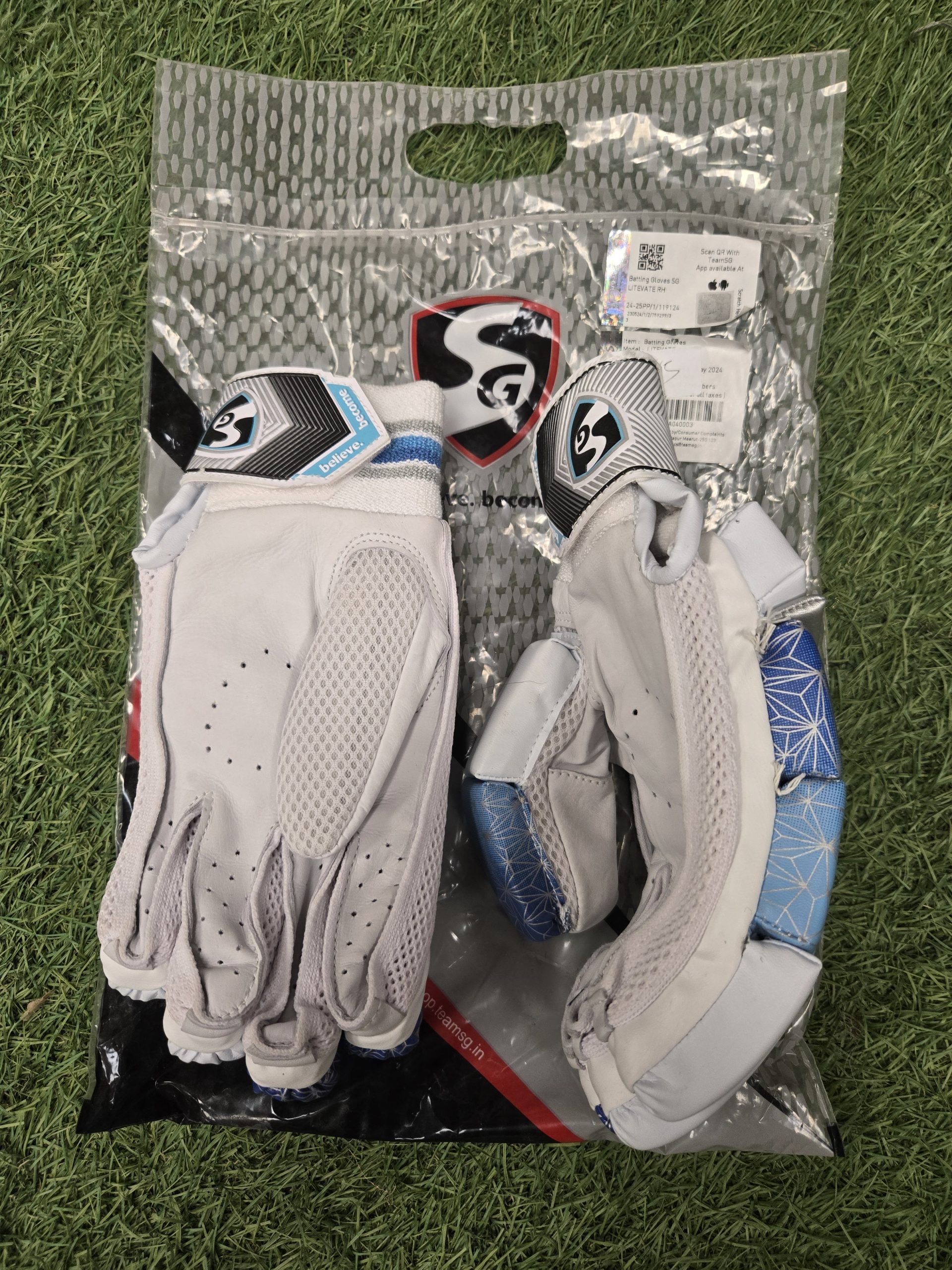 SG Litevate Batting Glove RH