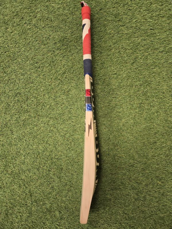 BDM DYNAMIC POWER EXTREME English willow cricket bat - Image 2
