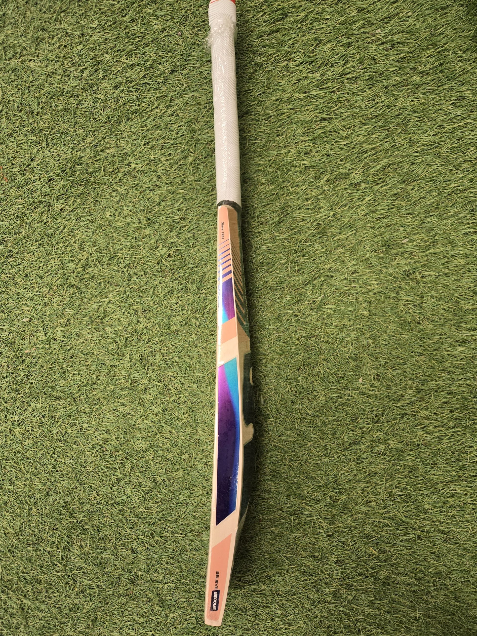 SG SKIPPER XTREME English Willow cricket bat